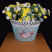 گل بابونه سفید و زرد مصنوعی و گلدان فلزی کد IGF-133
